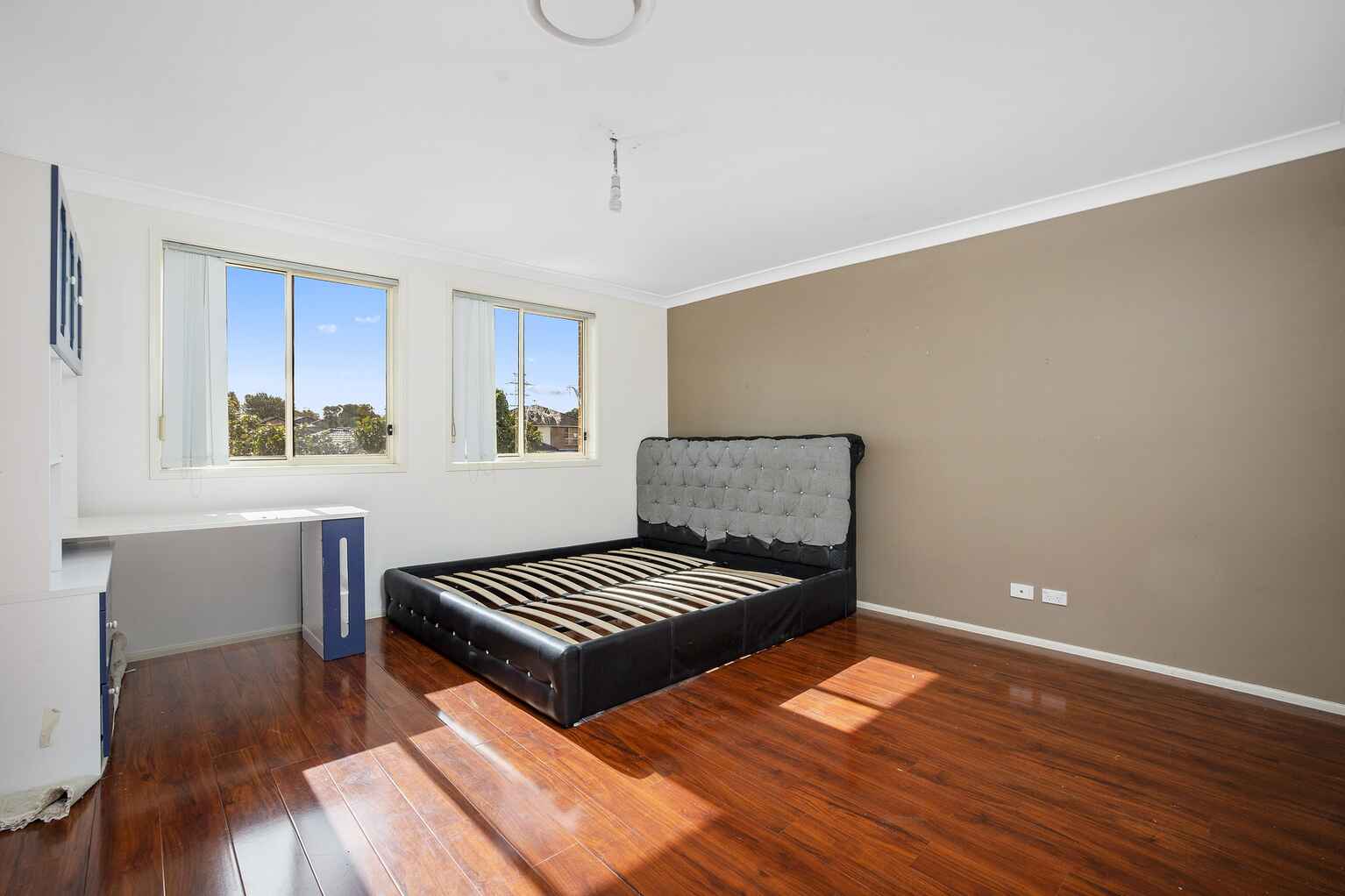 10 Gordon Street CAMPSIE  NSW  2194 Campsie
