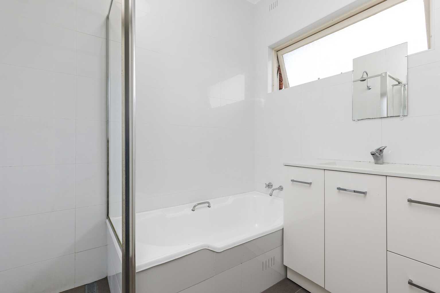 8/174 Broadarrow Road Narwee