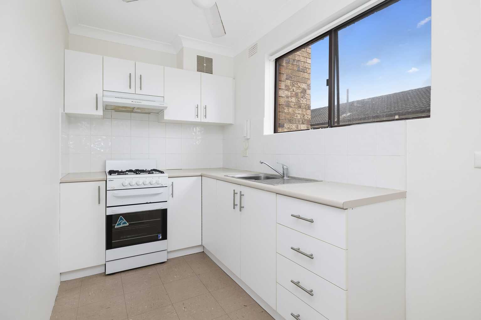 9/9 Curzon Street Ryde