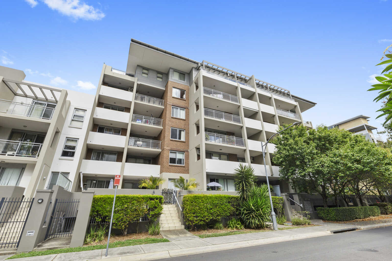 50/4-10 Benedict Court Holroyd