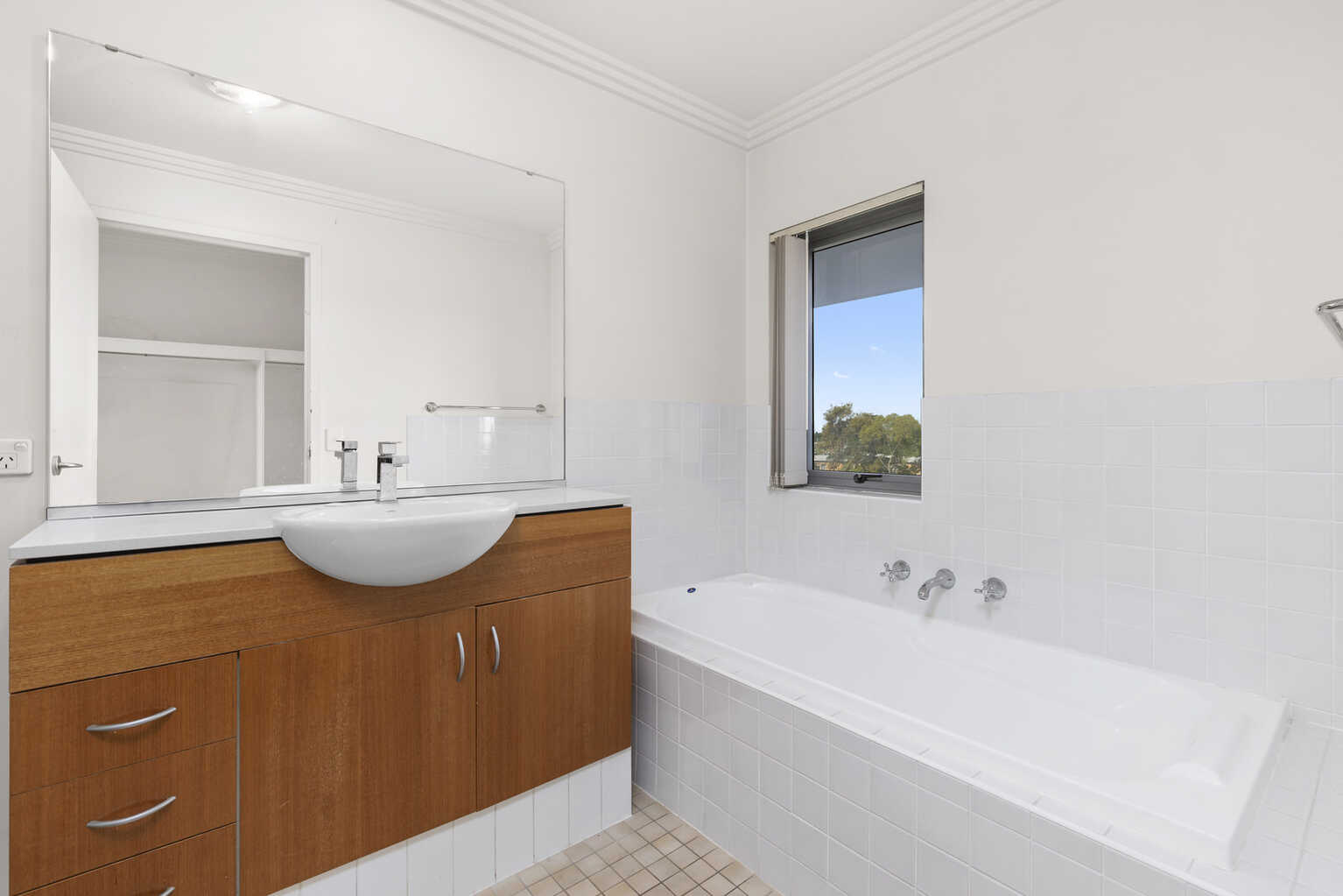 50/4-10 Benedict Court Holroyd