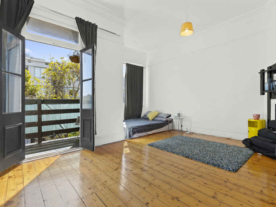 74 New Canterbury Road Petersham