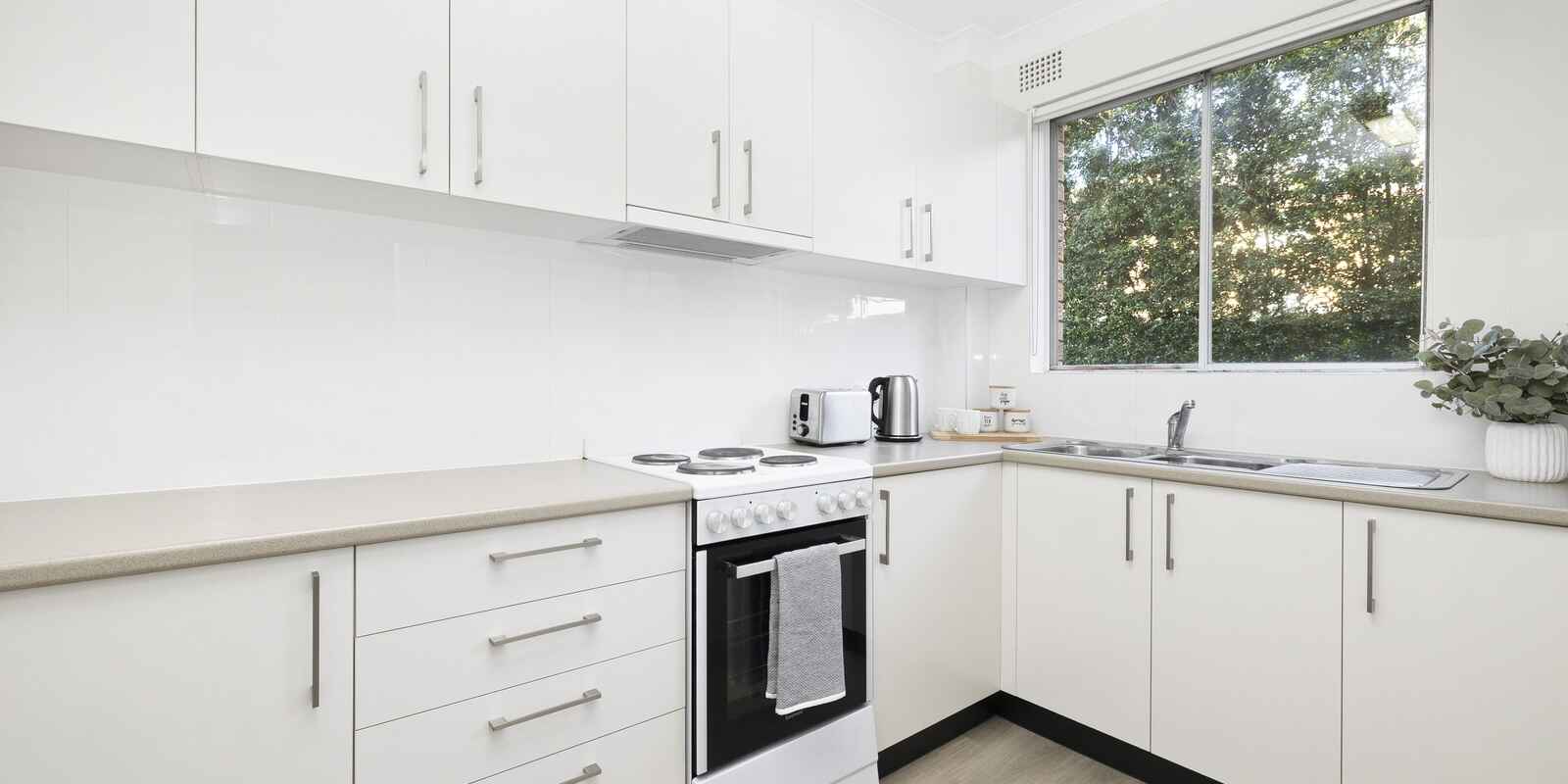 12/10 Edward Street Ryde