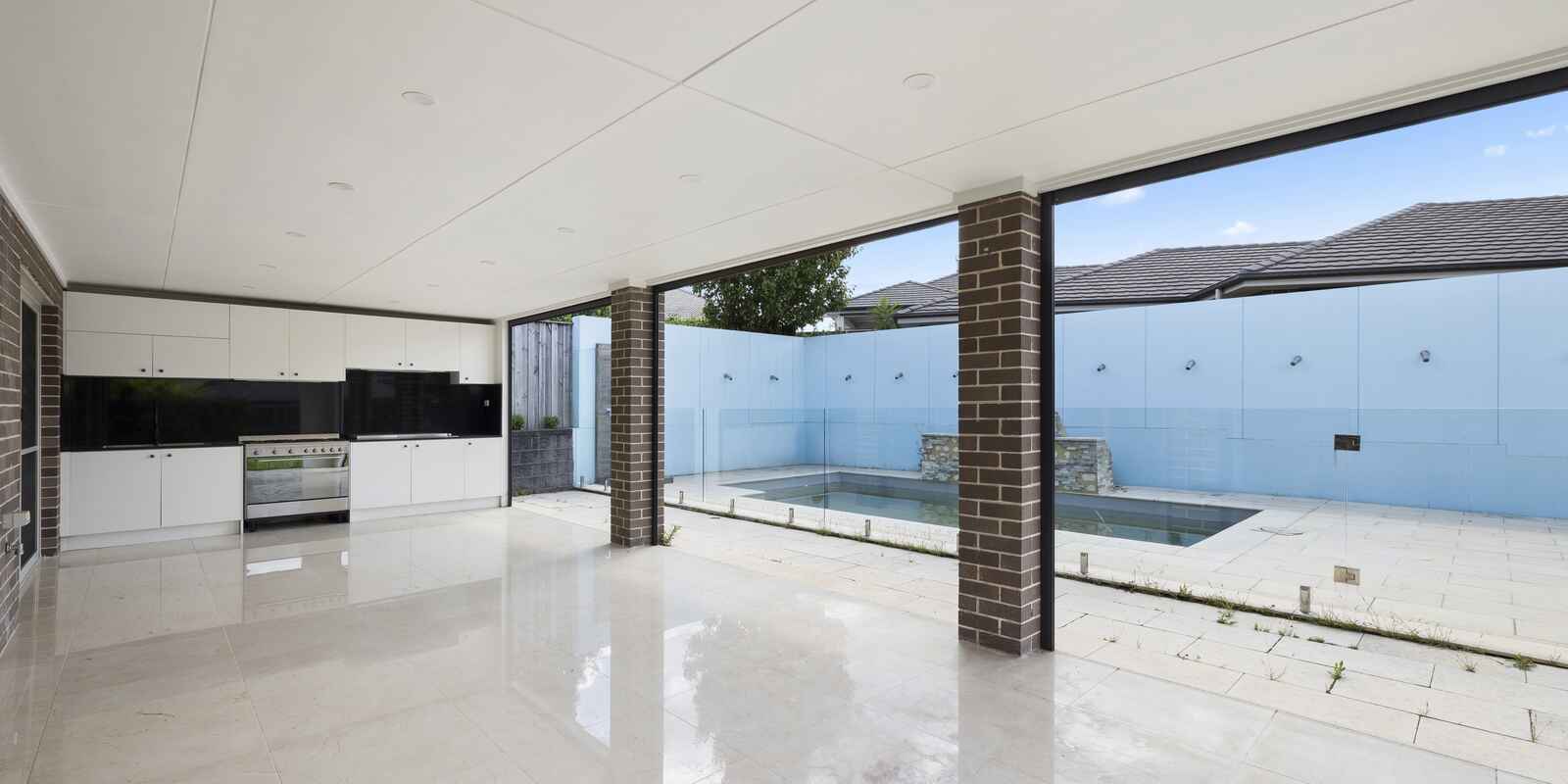 8 Chesterton Avenue North Kellyville