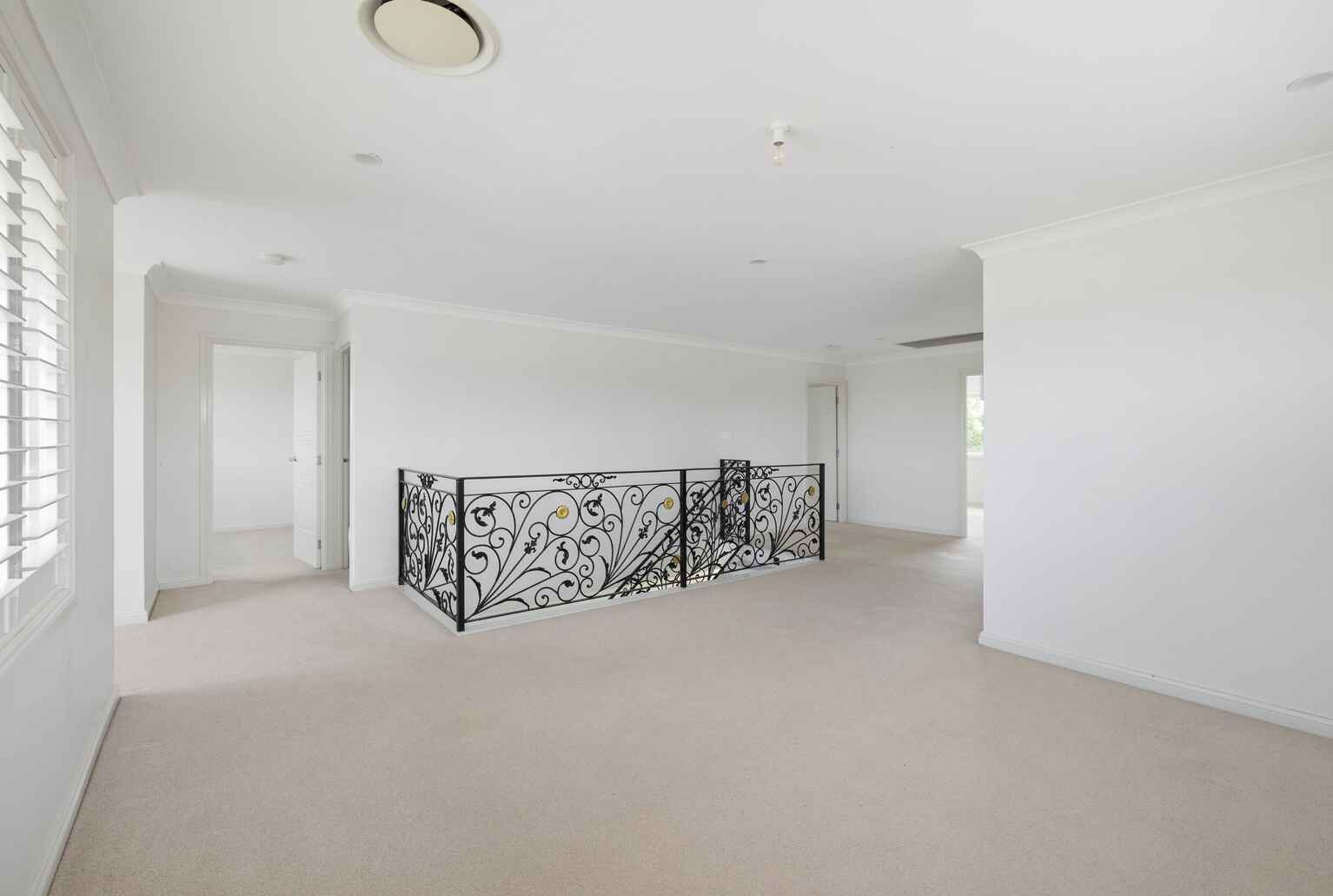8 Chesterton Avenue North Kellyville
