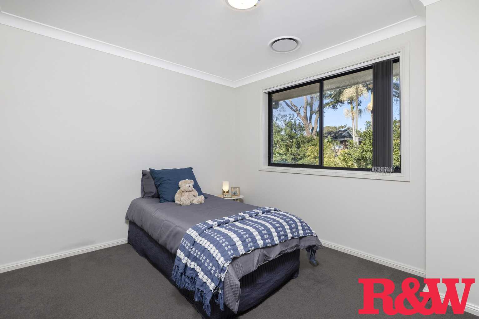 132B Forest Road Miranda