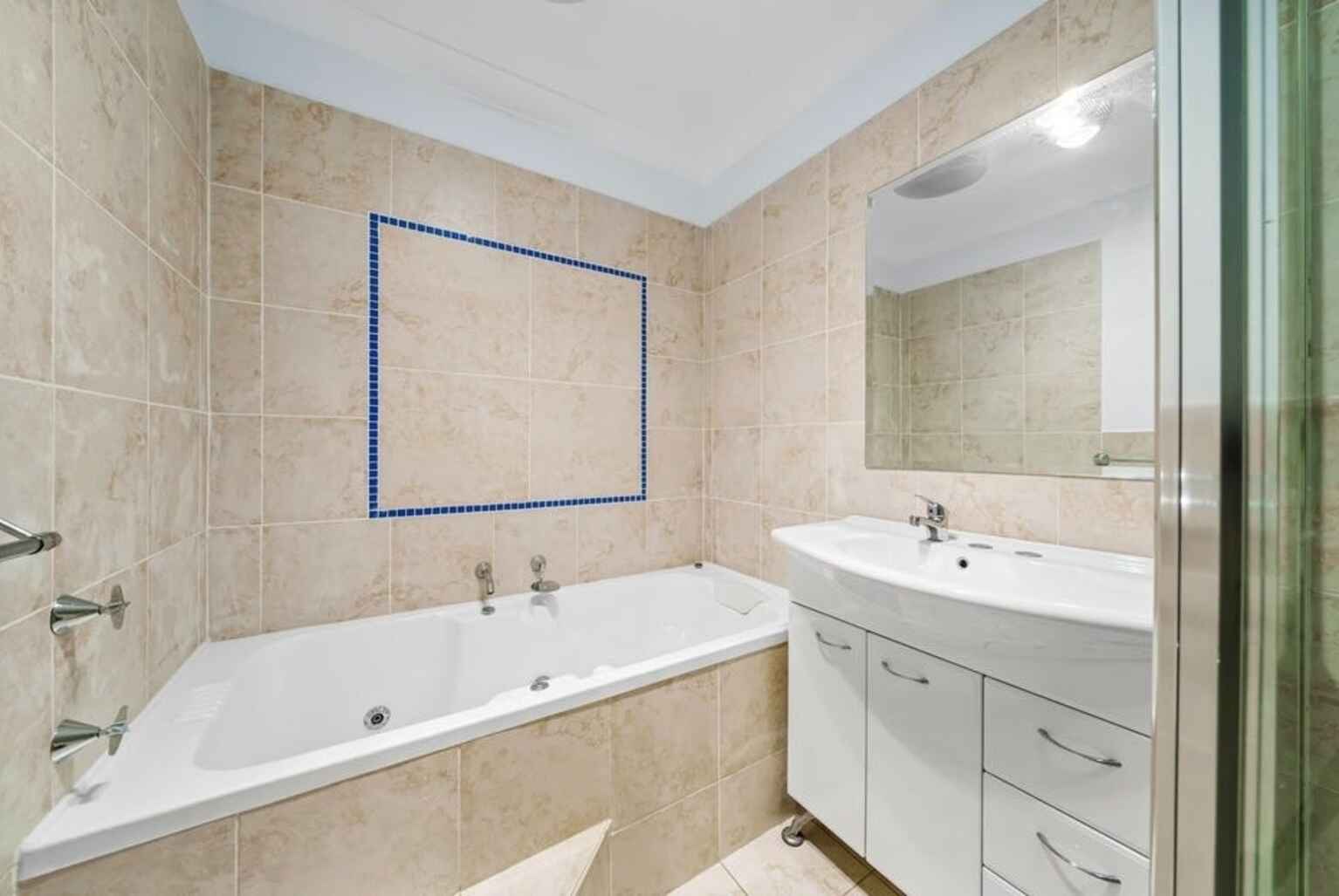 2 Bass Street Putney