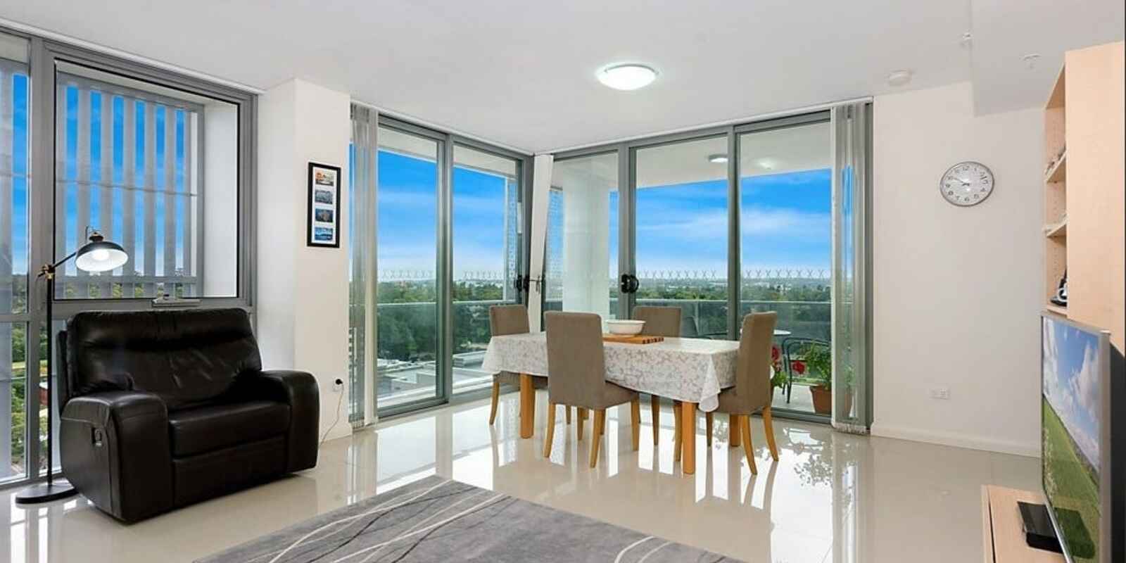 1002/29 Hunter Street Parramatta