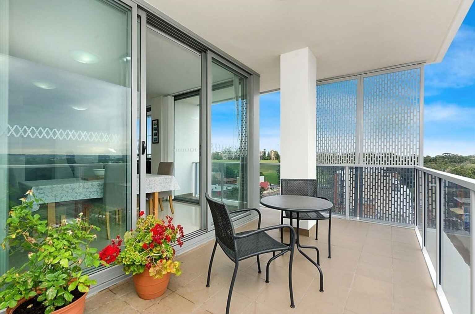 1002/29 Hunter Street Parramatta