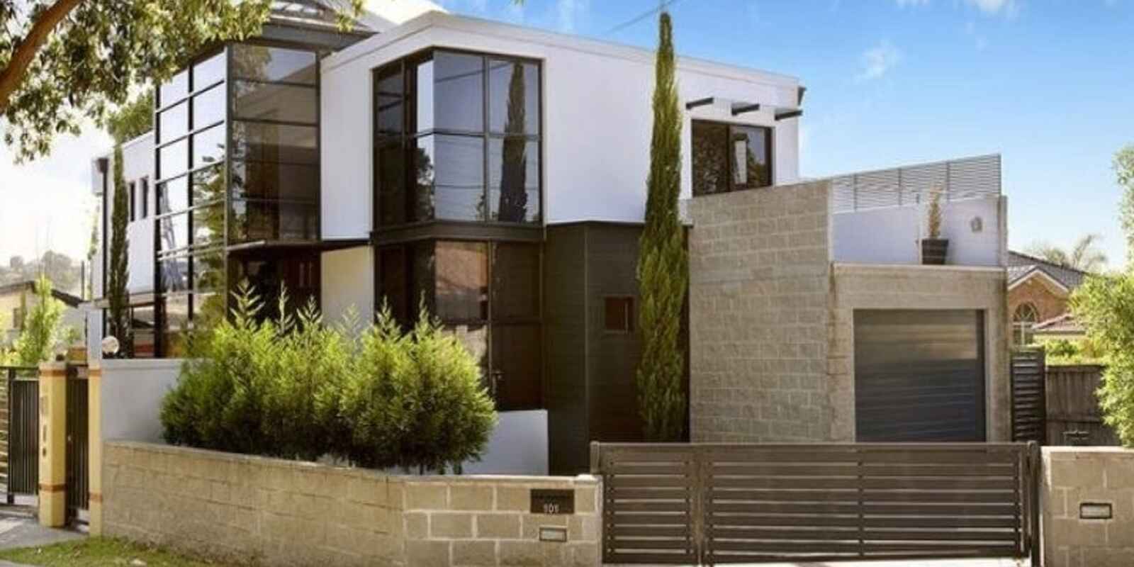 101 Llewellyn Street Rhodes