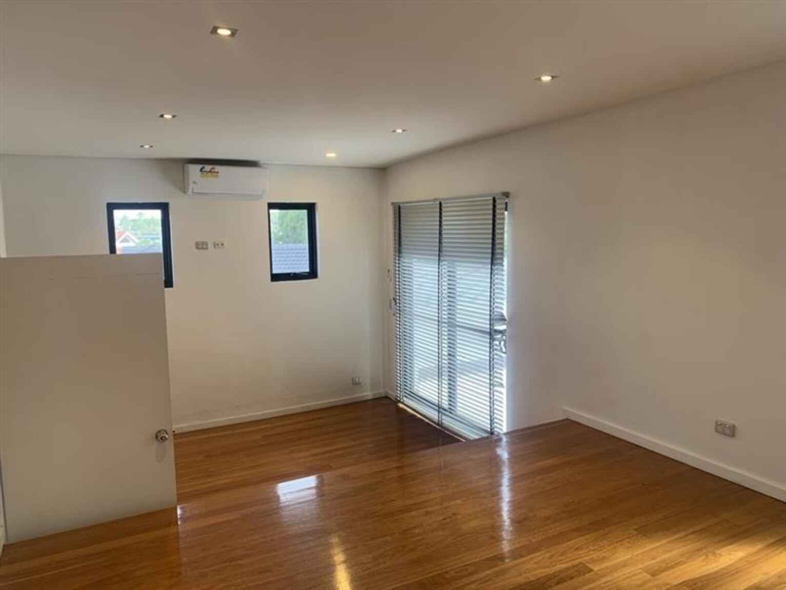 101 Llewellyn Street Rhodes