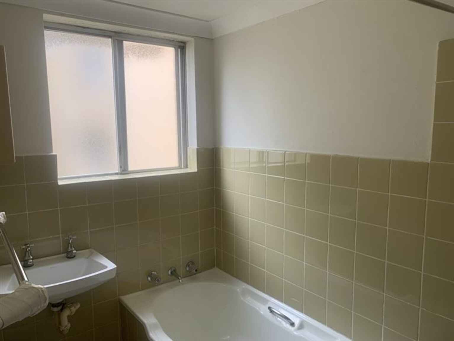 1/193 Liverpool Road Enfield