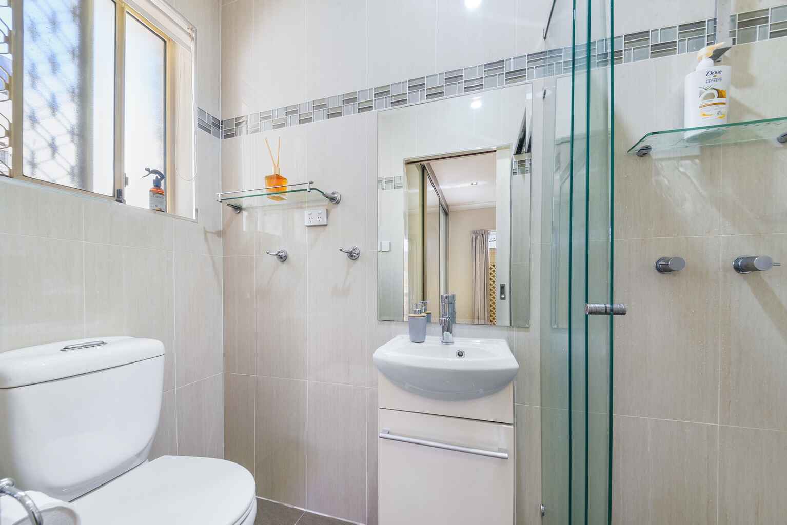 3/68 Greenacre Road Greenacre