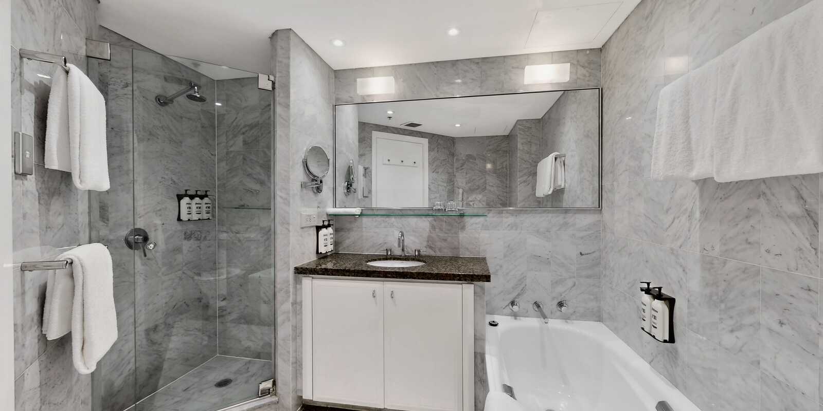 1702/96-118 Gloucester Street The Rocks