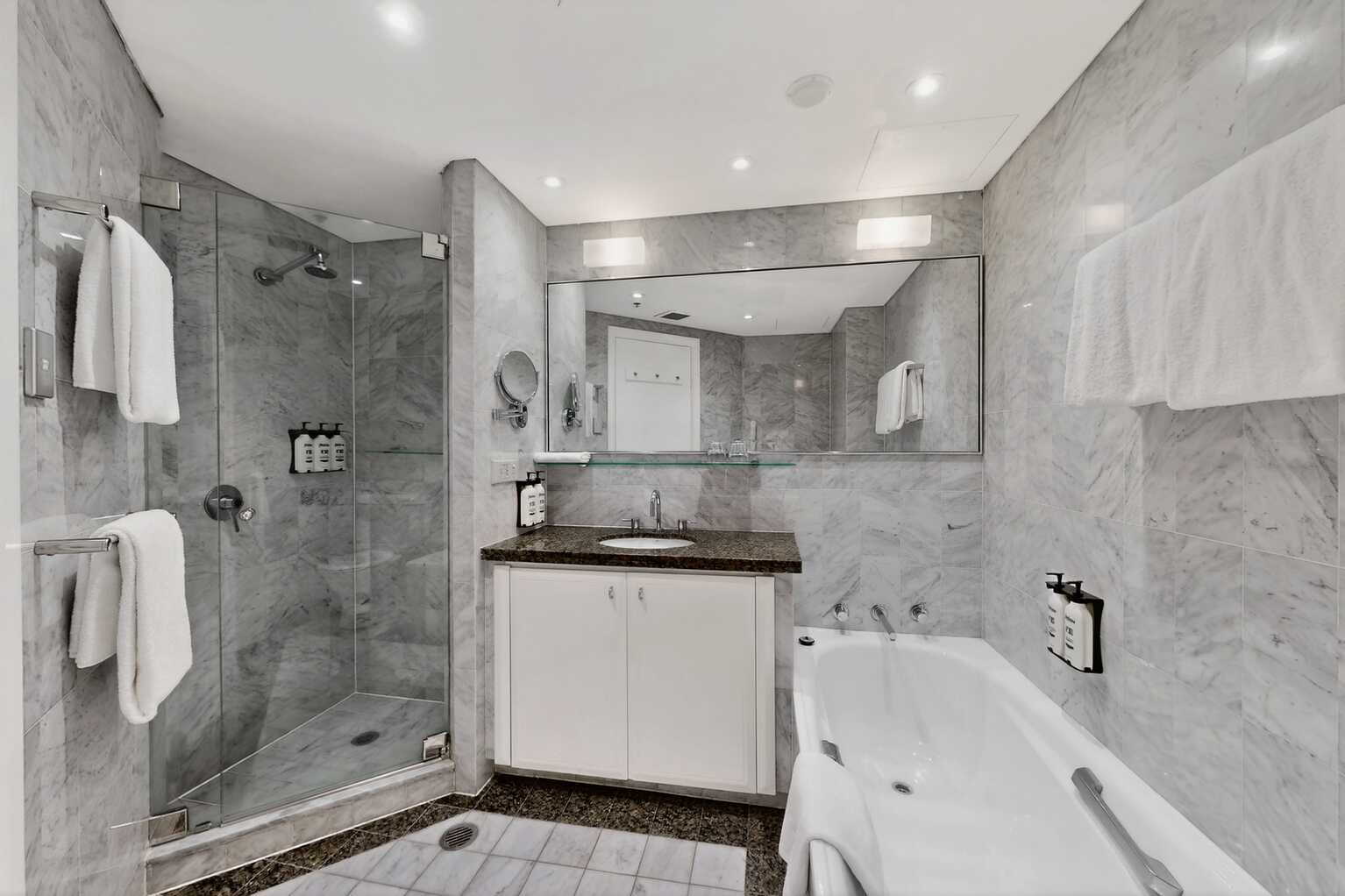 1702/96-118 Gloucester Street The Rocks