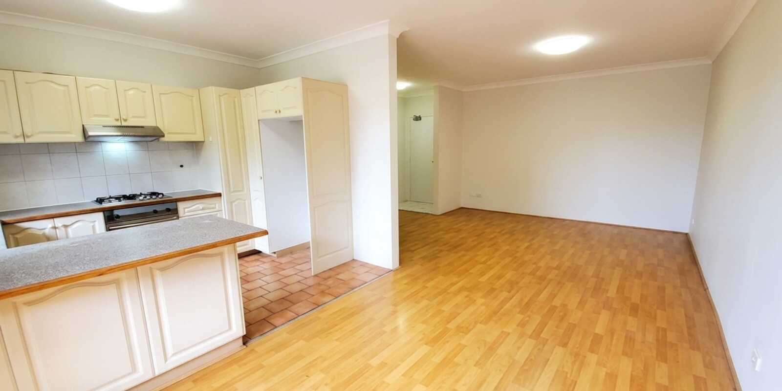 13A/12-16 West St Hurstville