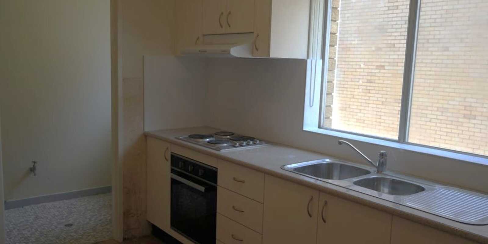 2/193 Liverpool Road Enfield