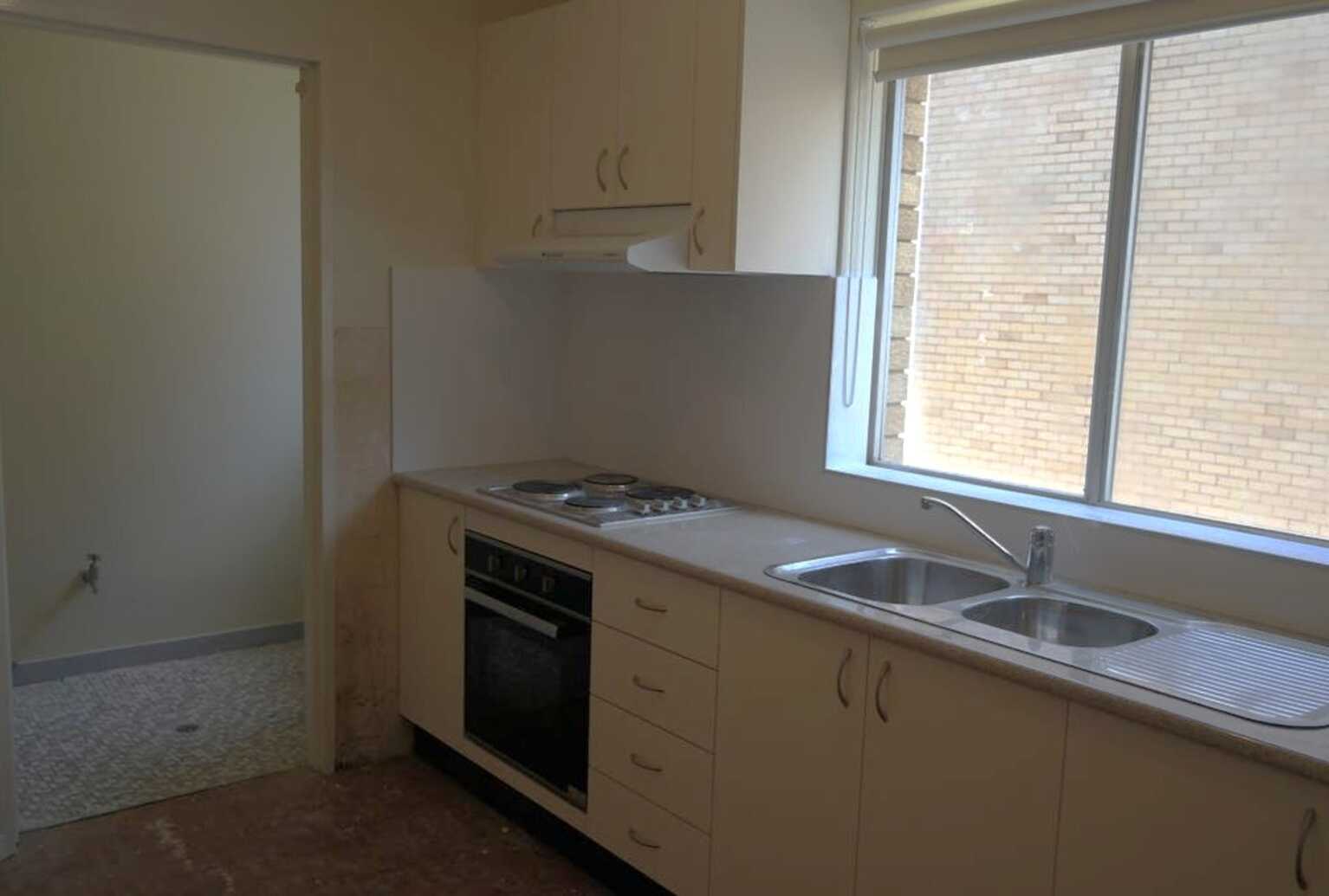 2/193 Liverpool Road Enfield