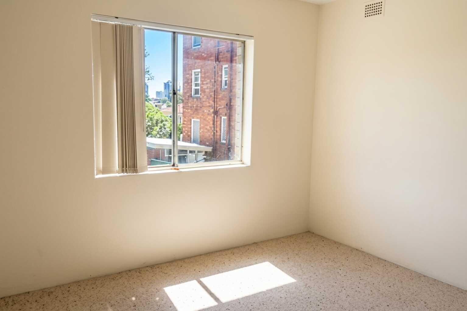 2/193 Liverpool Road Enfield
