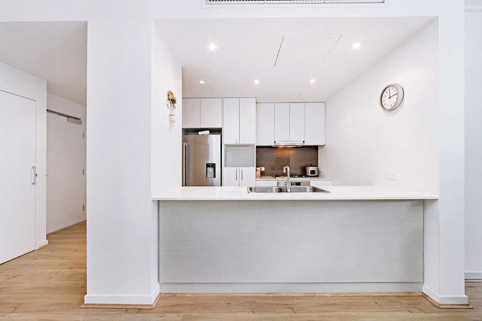 301/14 Sevier Avenue Rhodes