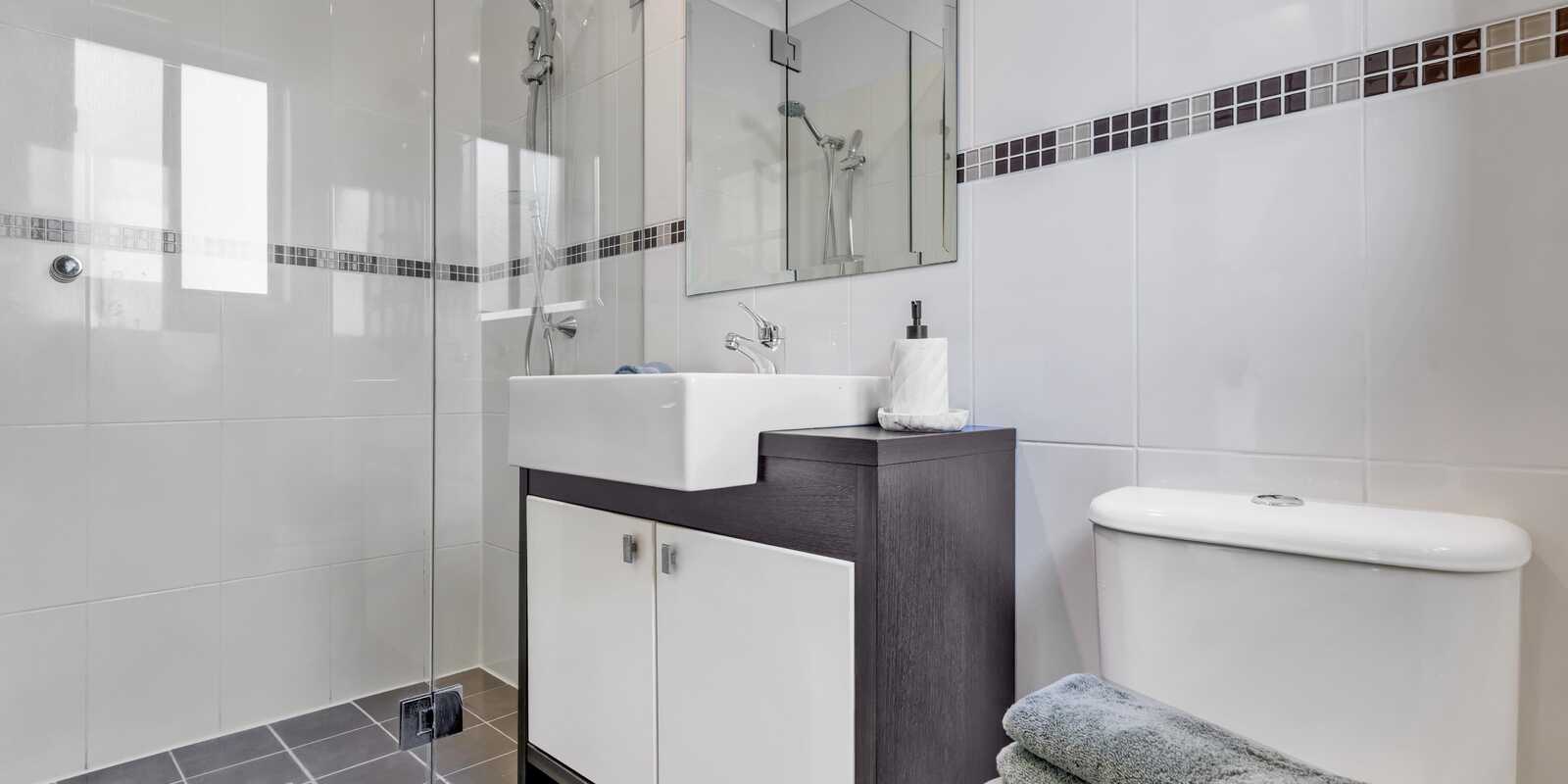 2 Bass Street Putney