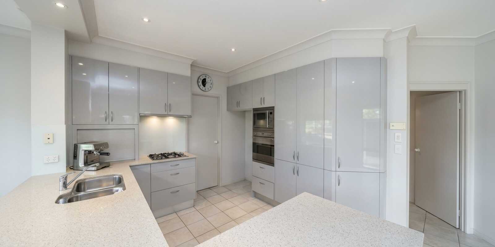 77 Badajoz Road North Ryde