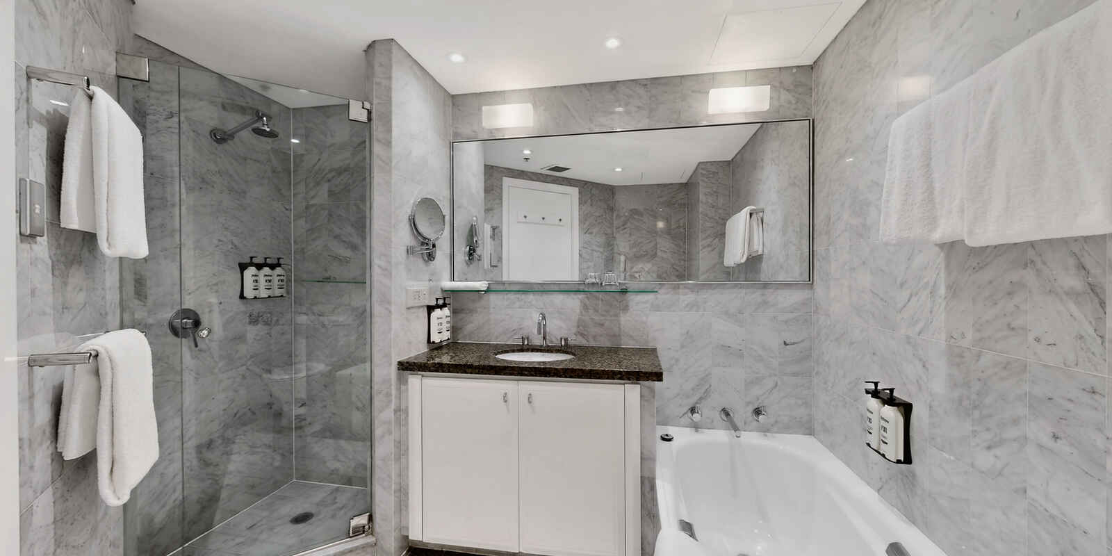 1702/96-118 Gloucester Street The Rocks