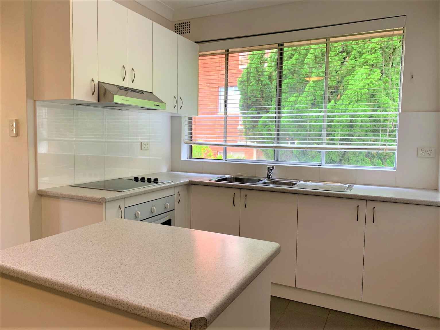 8/28 Station Street Mortdale