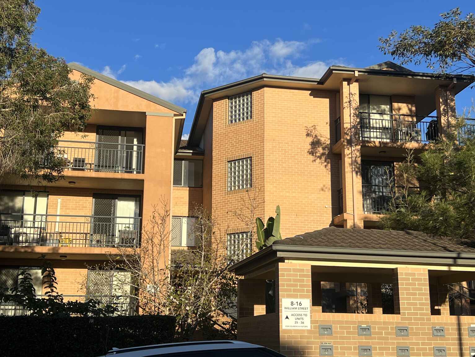 26/8-16 William Street Ryde
