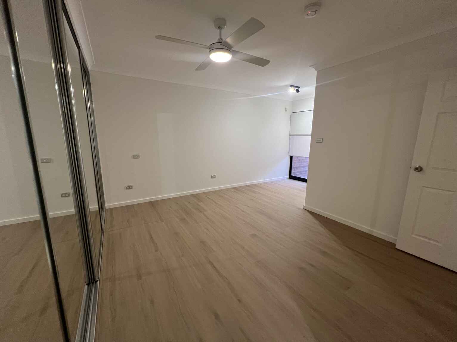 26/8-16 William Street Ryde