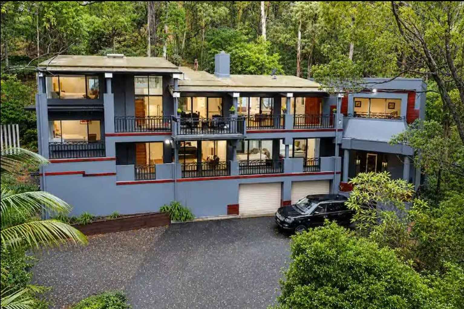 1 Weston Street Saratoga